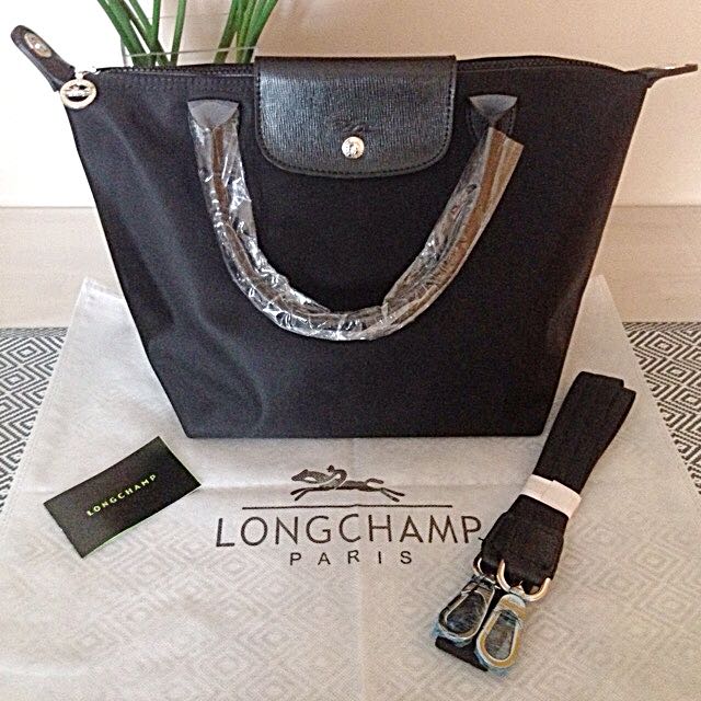 longchamp le pliage neo medium nylon tote
