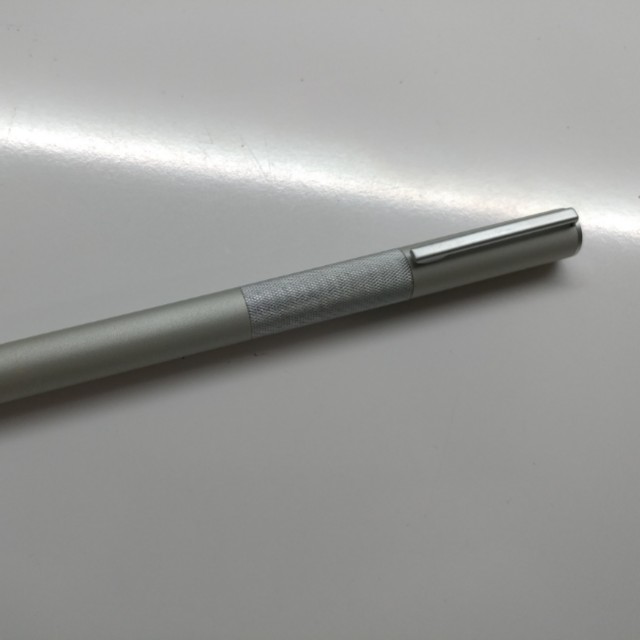 The Marie Kondo of pens: the Muji round aluminium fountain pen