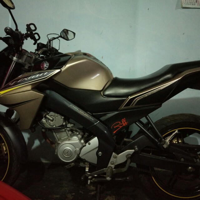 New Vixion Lightning Titanium Gold Motor Di Carousell