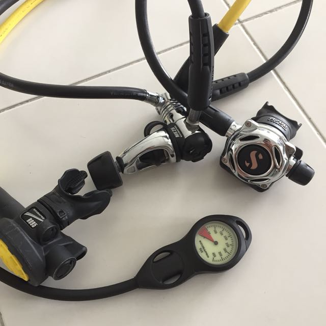 Scubapro mk25 a700 deals