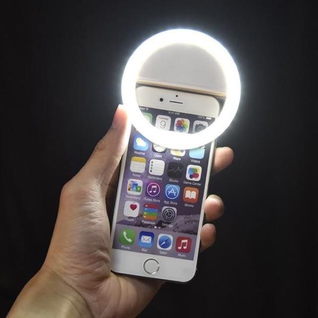 Selfie Ring Light (Category: Mounts & Holders) located in Pasig City. Submitted by krishzaoshop (Listing ID 132506300, Image 1). Description: .