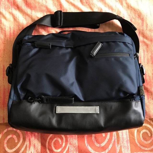 Spao sling bag discount