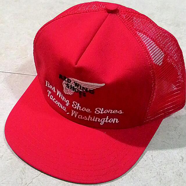 Red wing hotsell shoes trucker hat