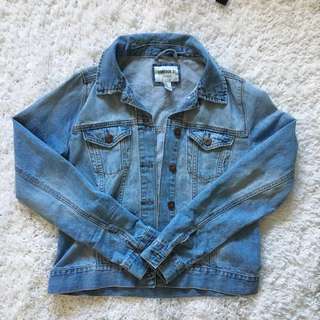 NWOT FOREVER 21 Light Denim Jacket