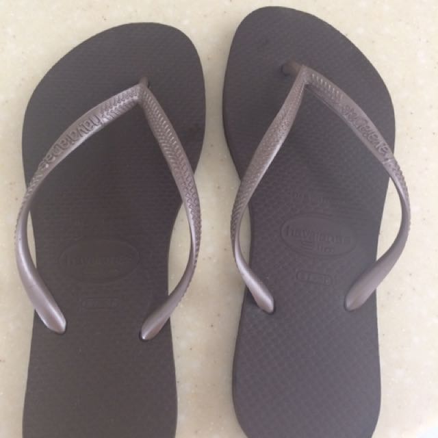 havaianas slim brown