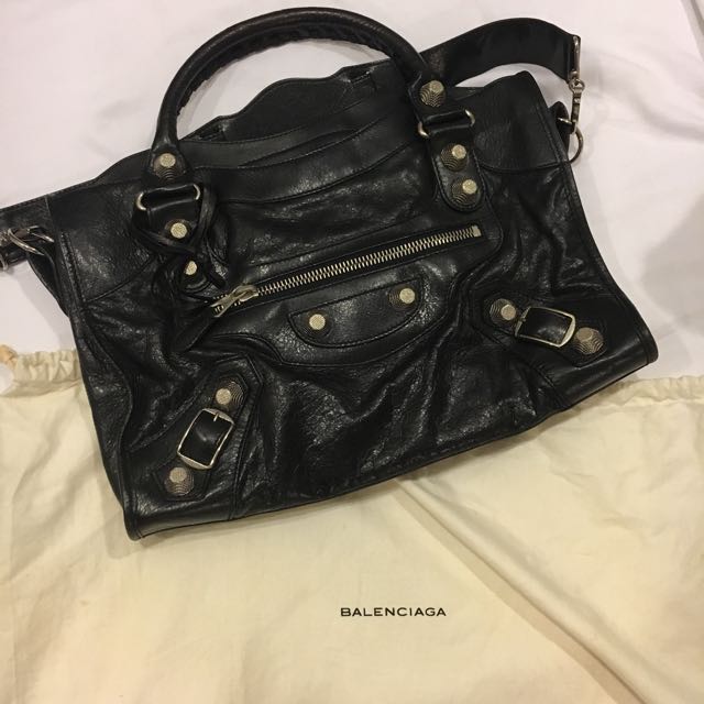 balenciaga city giant hardware