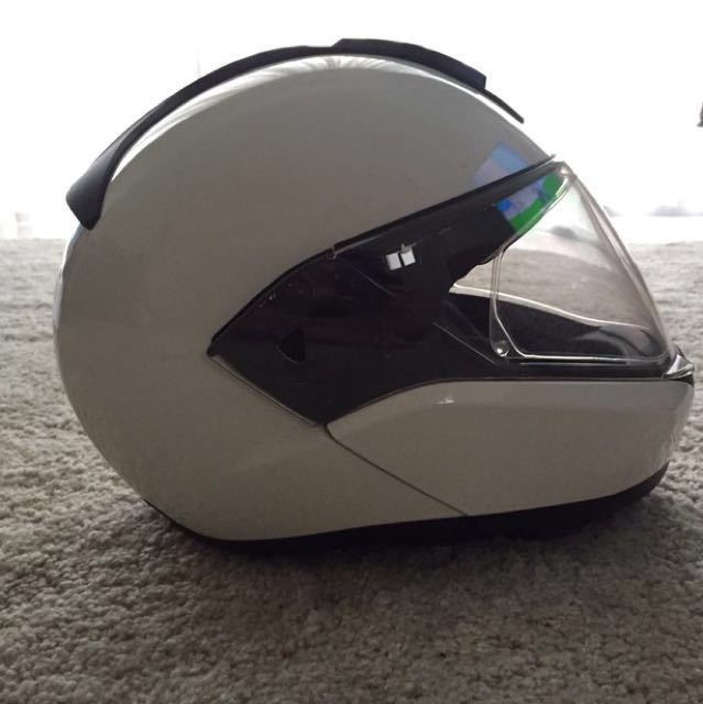 Bmw flip up helmet discount