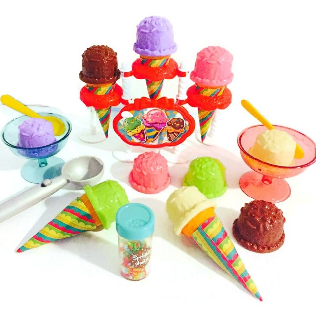 ice cream parlour toy set