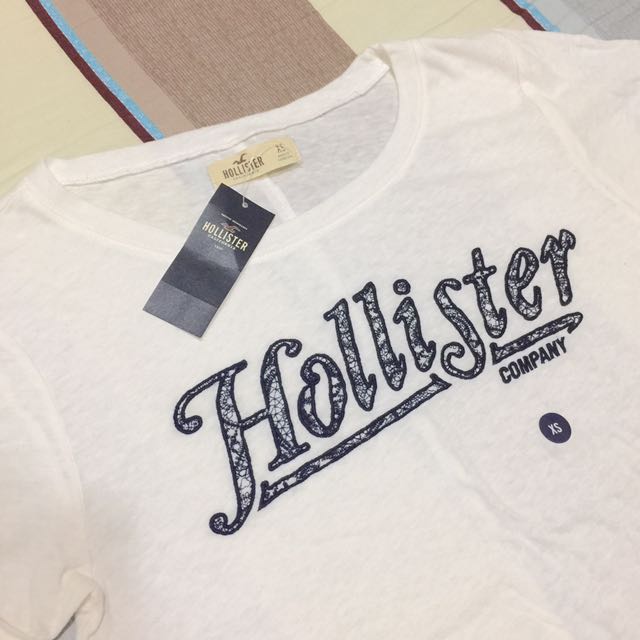 hollister clothing company