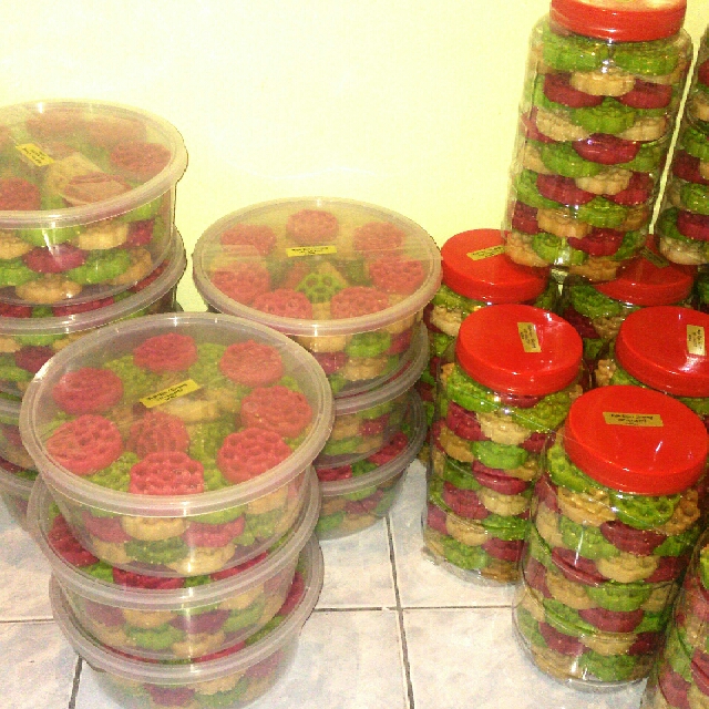 Kuih Ros Goyang Food Drinks Baked Goods On Carousell