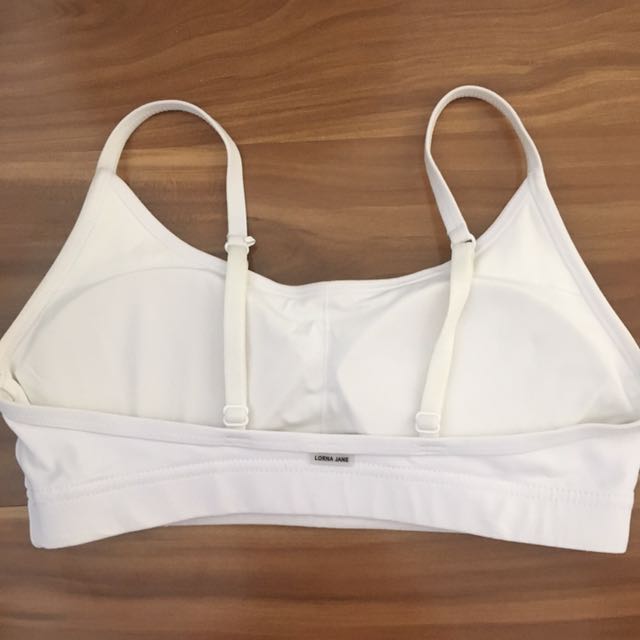 lorna jane pammy bra