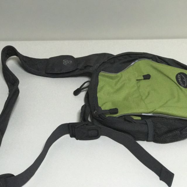 Osprey veer hot sale vertical shoulder bag