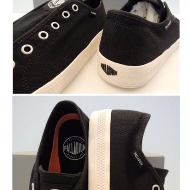 palladium flex slip on