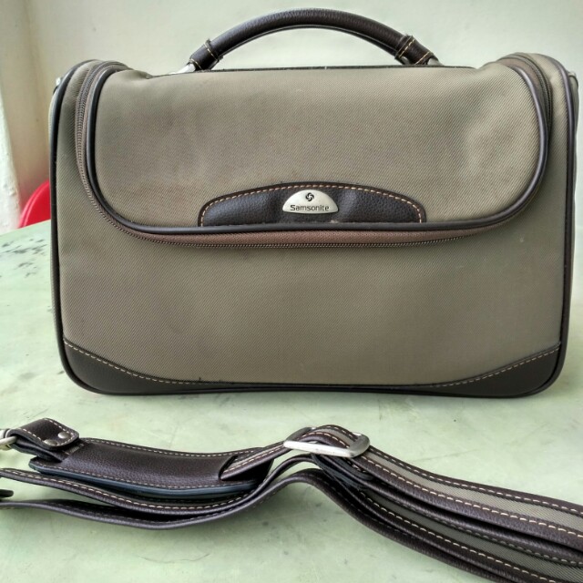 Samsonite Vanity Case, Luxury, Bags & Wallets on Carousell