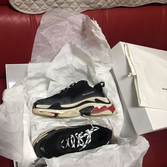 balenciaga triple s black and red