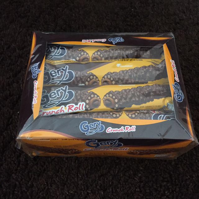 Indonesia Gery Crunch Roll 12 S Food Drinks Packaged Instant Food On Carousell