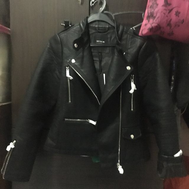 Looking Fr Alteration Service Pu Leather Jacket On Carou