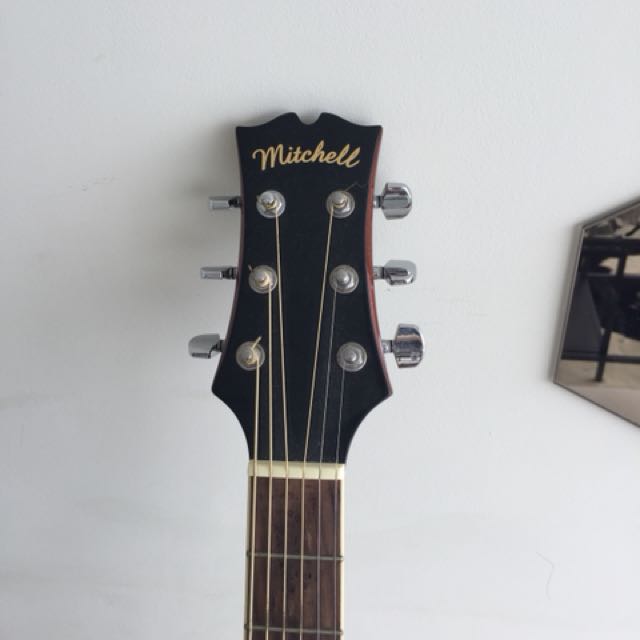 Mitchell Acoustic Electric guitar natural including bag, Hobbies & Toys