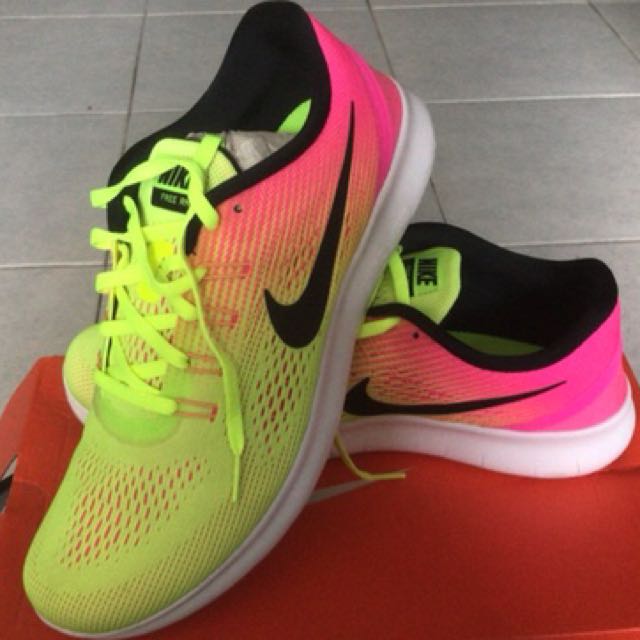 Nike free run Men s Fashion Footwear Sneakers on Carousell