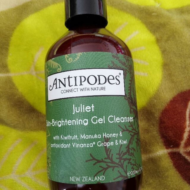 antipodes juliet brightening gel cleanser