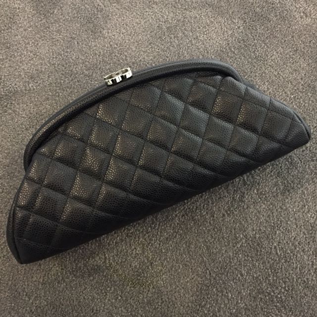 Chanel half moon clutch store