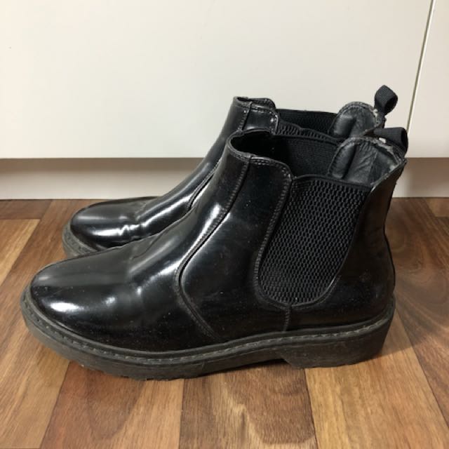 doc martens material