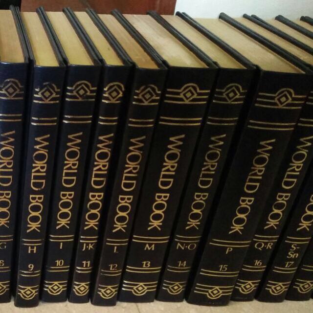 Encyclopedia (Category: Storybooks) located in Singapore. Submitted by pcbutter (Listing ID 105869520, Image 3). Description: Complete set, barely used Great for kids Mint condition.