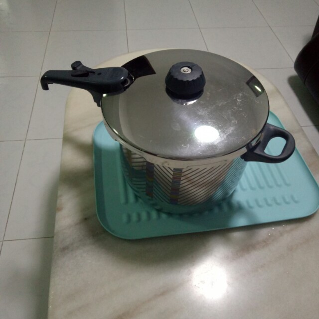 Fissler Stainless Steel pressure cooker 10 litre TV Home Appliances Kitchen Appliances Cookers on Carousell