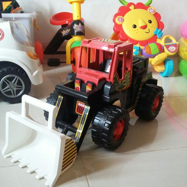 Giant Car Beko Tracktor Truck Mainan Mobilan Bayi Anak Mainan