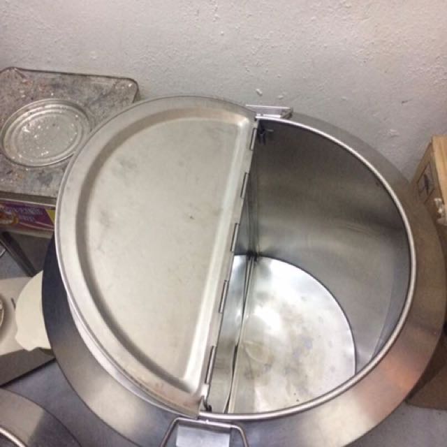 Periuk Sup Air Panas Peralatan Dapur Di Carou