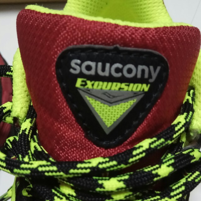saucony shoes kids red