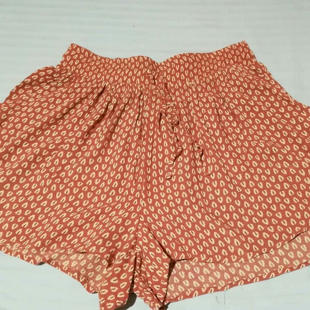 Sexy short (Category: Shorts) located in Cebu City. Submitted by jeandum (Listing ID 133151547, Image 1). Description: .