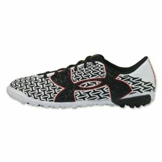 under armour turf soccer shoes
