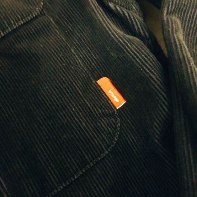 Wtaps jacket （分類：外套及戶外衣服）位於 Hong Kong。 由 aaawu 提交（商品編號 133044304，圖片 3）。簡介： Wtaps 品牌 外套 購於東京涉浴wtaps Size 1 新舊如圖 有9成新 材質： 登心絨 因肥了 所以出售。