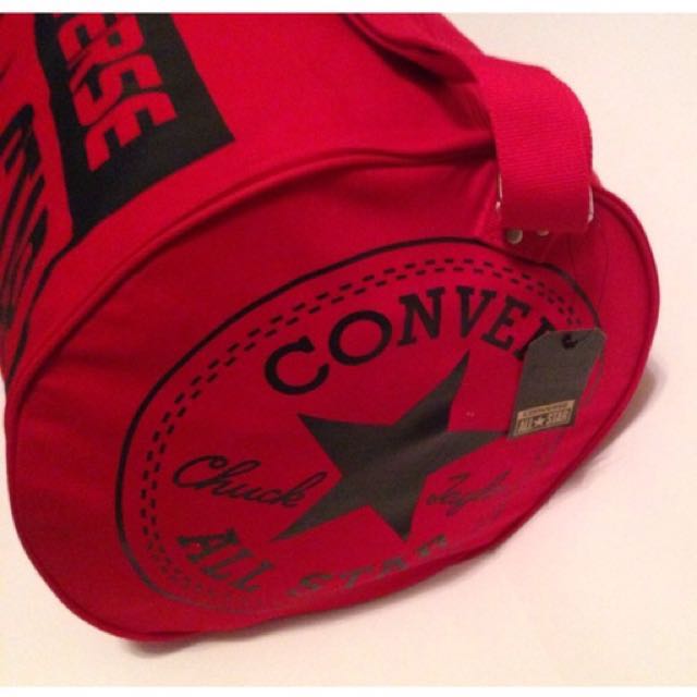 Authentic Converse Gym Bag, Men's Fashion, Activewear on Carousell