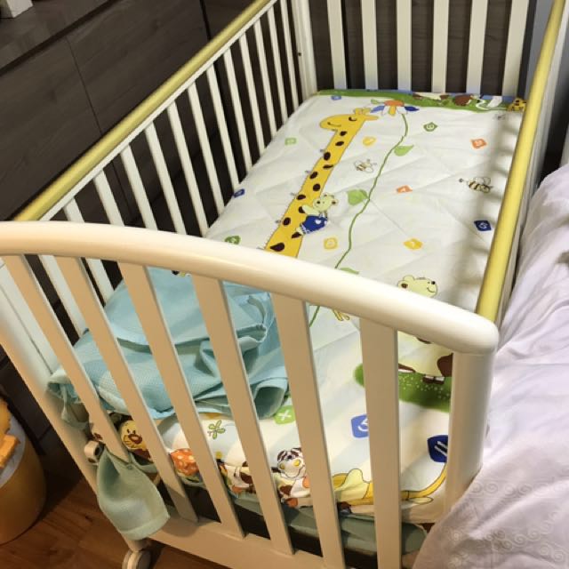 2nd hand cot