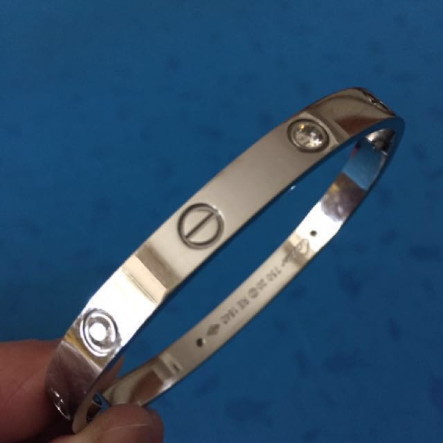 Cartier 750 19 re 1840 shop