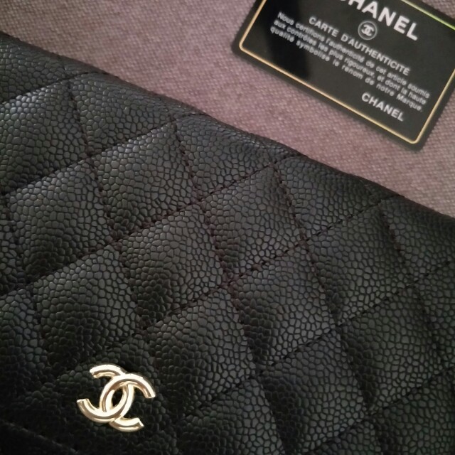 replica chanel wallet on chain