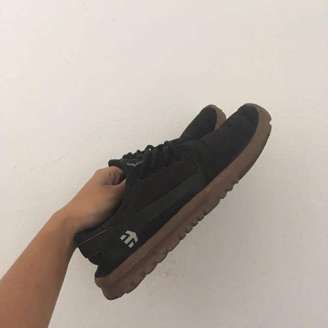 Etnies scout cheap black gum