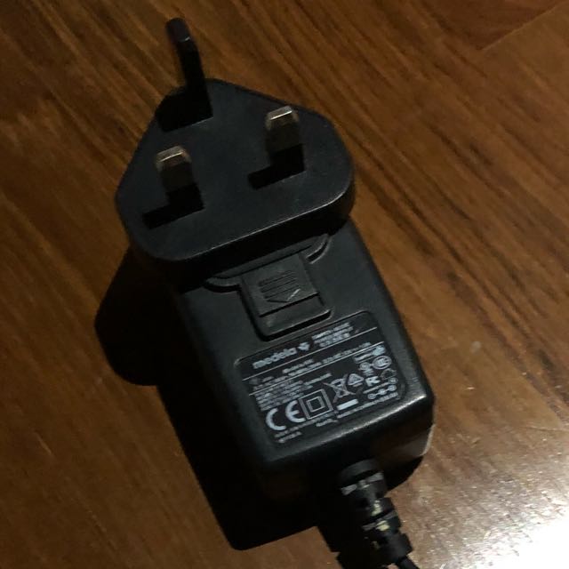 medela adapter