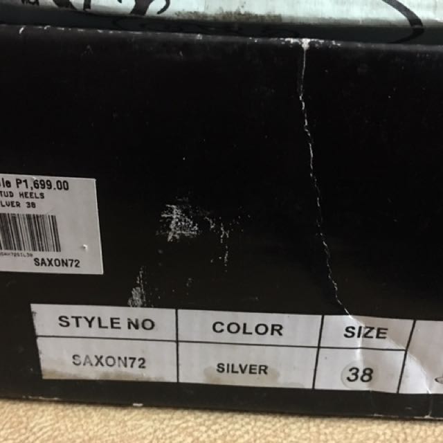 People r people shoes (Category: Loafers) located in Manila. Submitted by chiney (Listing ID 133355394, Image 3). Description: Once used.see the box.
