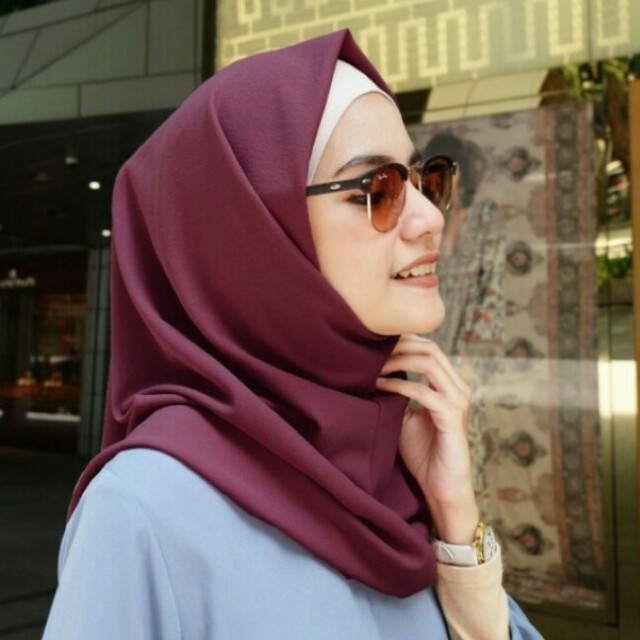 Yana Instant Vanilla Hijab Womens Fashion Muslim Fashion On Carousell