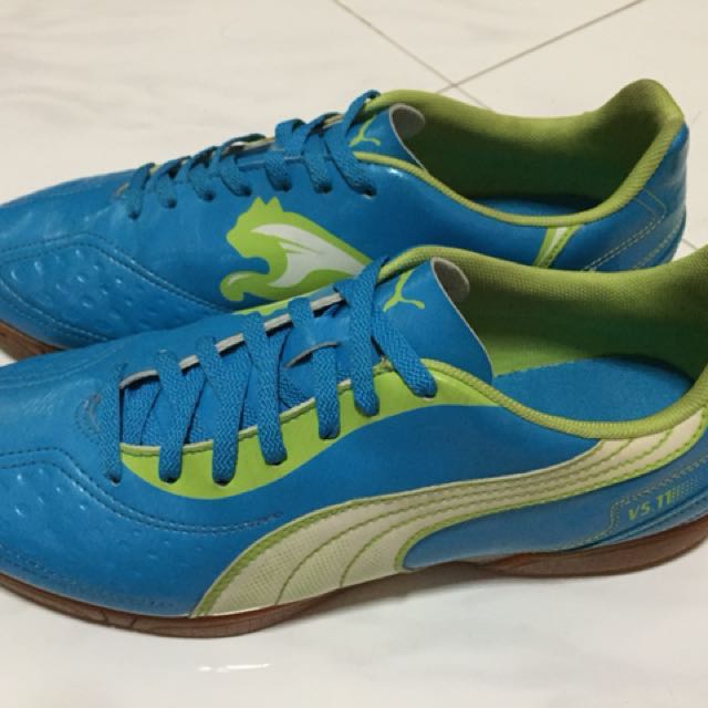 Puma v5.11 Futsal Shoes