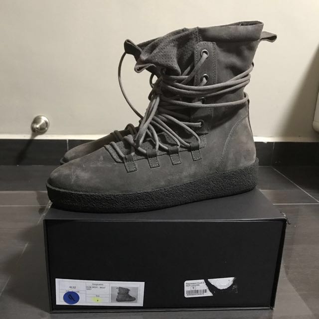 represent dusk boot black