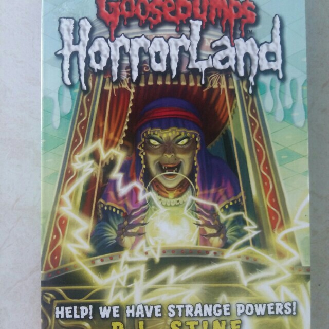 r-l-stine-goosebumps-horrorland-help-we-have-strange-powers-buku