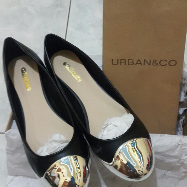 Sepatu Wanita Urban Co Fesyen Wanita Sepatu Di Carousell