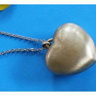 SUPER SALE: Solid Heart Gold Long Necklace ( nice accessory for any shirt/top )