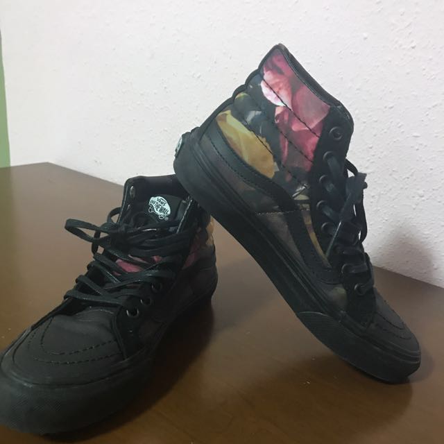 VANS OMBRE FLORAL SKATE HIGH SLIM Women s Fashion Footwear Sneakers on Carousell