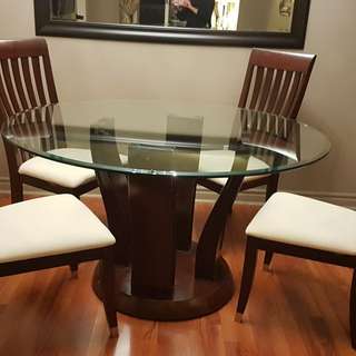 Round table with four chairs Round table with four chairs