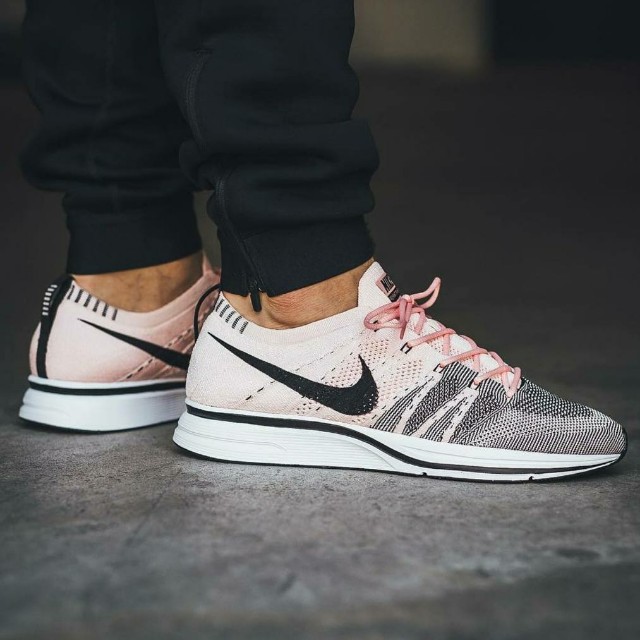 nike flyknit trainer sale